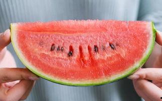 吃瓜日常和日常吃瓜,揭秘网络热议背后的真相